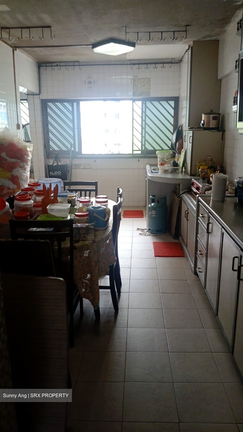 Blk 326 Jurong East Street 31 (Jurong East), HDB 3 Rooms #572942671